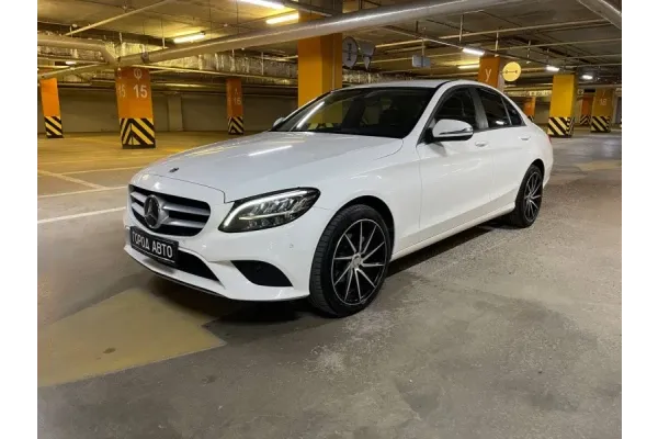 Аренда Mercedes-Benz C180