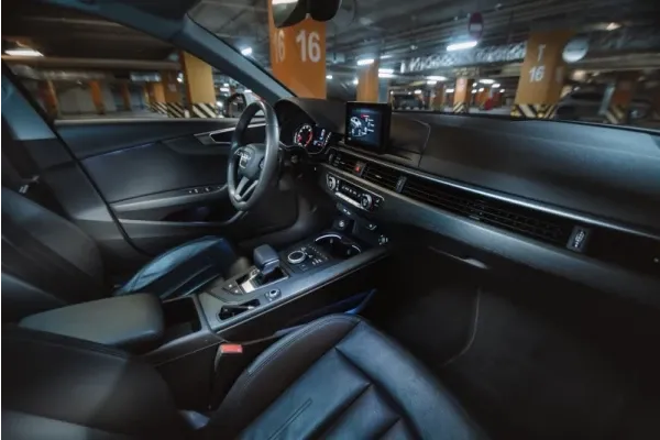 Аренда Audi A4 в компании Городавто